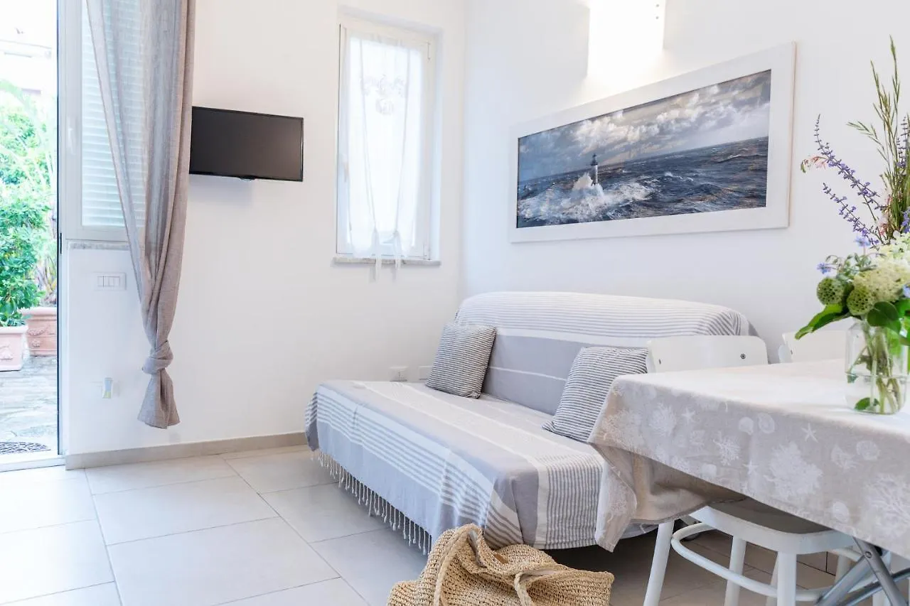 Pochi Passi Dal Mare Apartment San Bartolomeo Al Mare