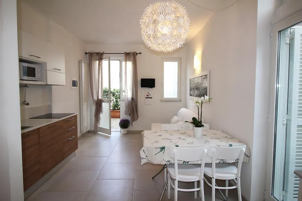 Ferienwohnung Pochi Passi Dal Mare San Bartolomeo Al Mare
